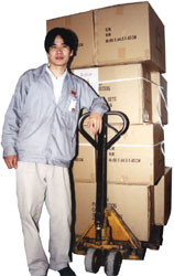 pallet truck operator